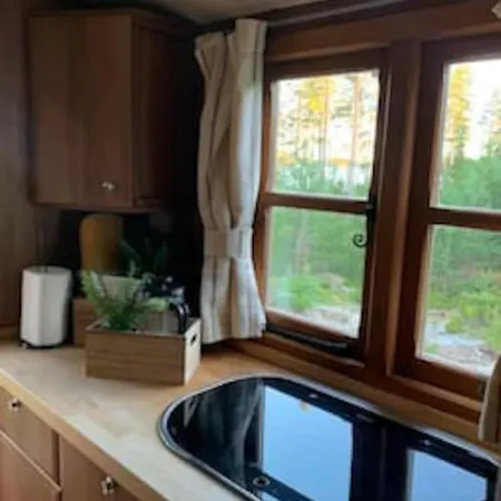 Casa de Férias Off-grid Minihus Pa Finnskogen.
