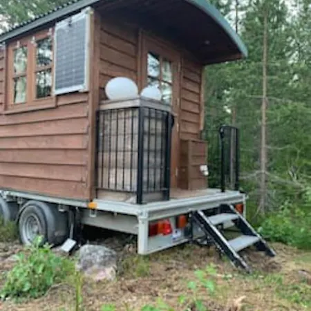 Casa de Férias Off-grid Minihus Pa Finnskogen.