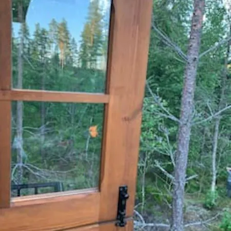 Off-grid Minihus Pa Finnskogen.