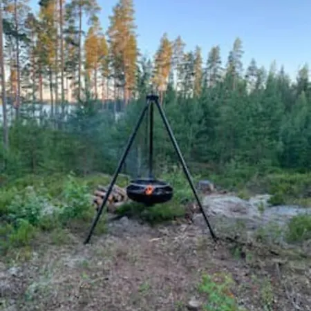 Casa de Férias Off-grid Minihus Pa Finnskogen. Kongsvinger