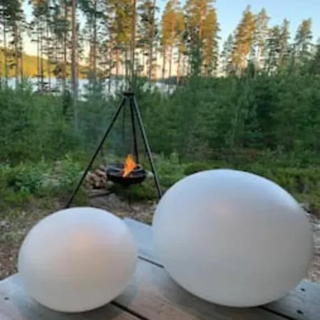 Casa de Férias Off-grid Minihus Pa Finnskogen. Kongsvinger
